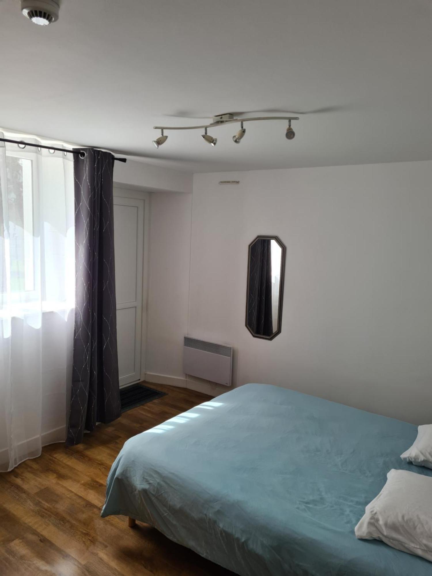 Hotel Saint Julien Aux Bois Buitenkant foto